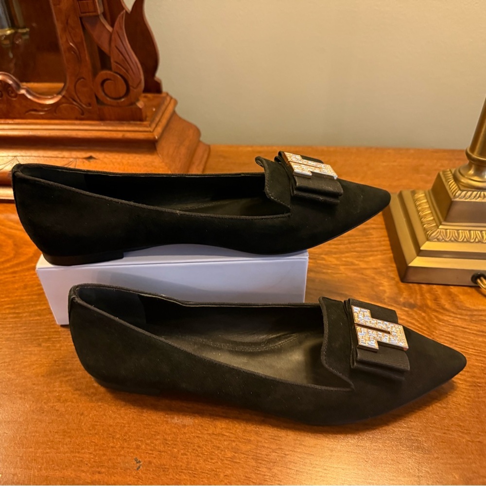 NWOT Tory Burch Black Suede Loafer Flats Bow Jewel T Size 9 MSRP $525 Dustbag - Picture 9 of 16